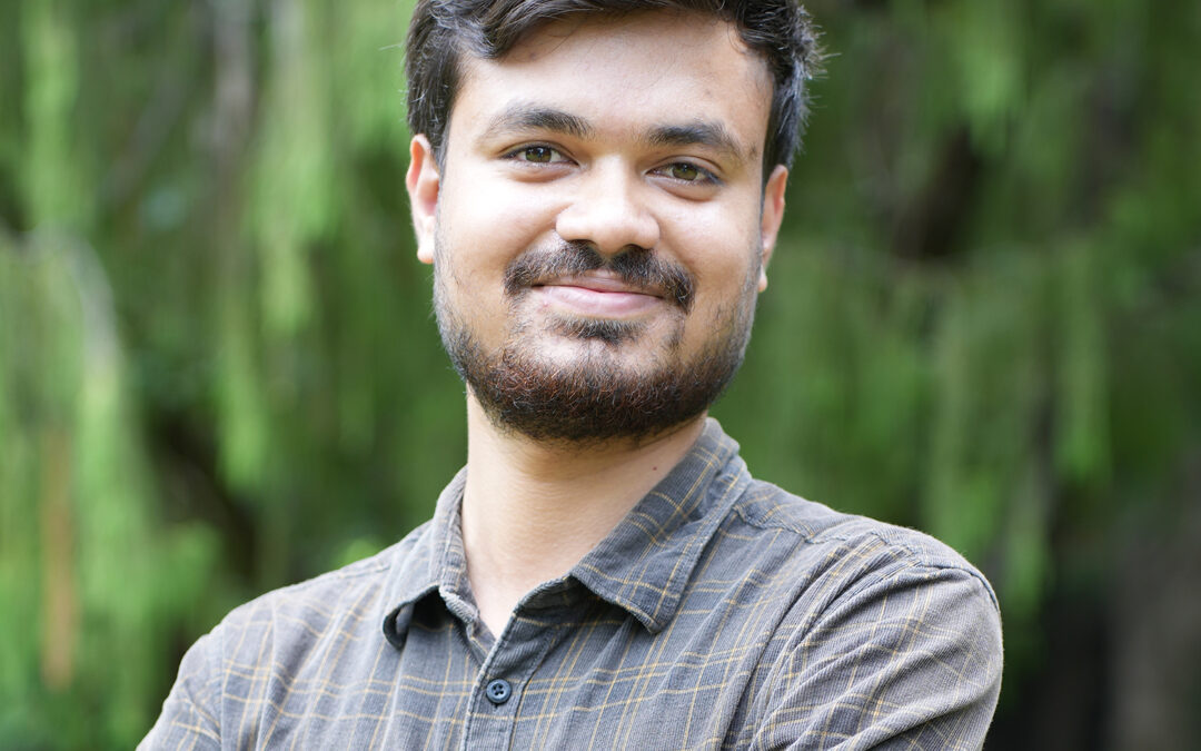 Integrated PhD student Mukul officially joined the group! Welcome!